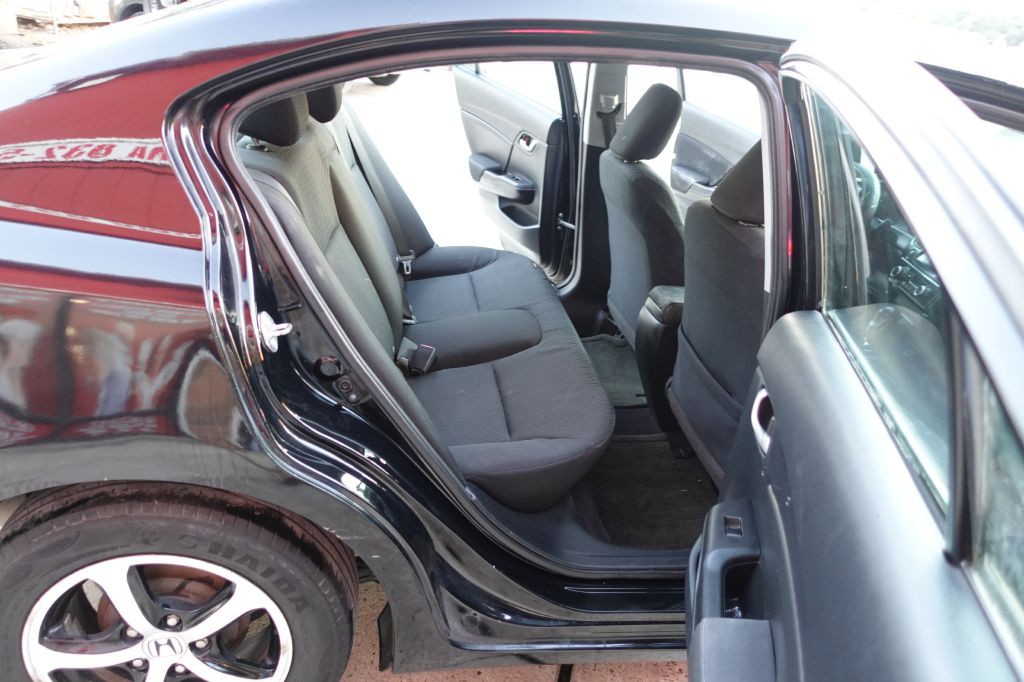 2015 Honda Civic Image 48