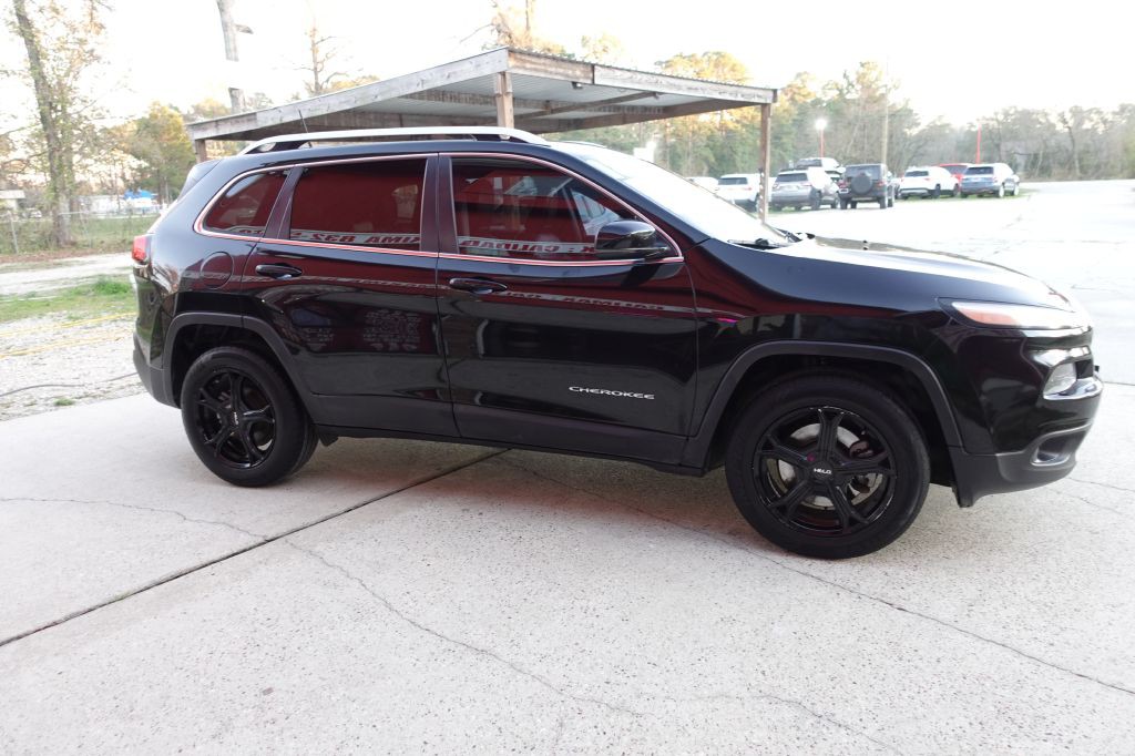 2018 Jeep Cherokee Image 12