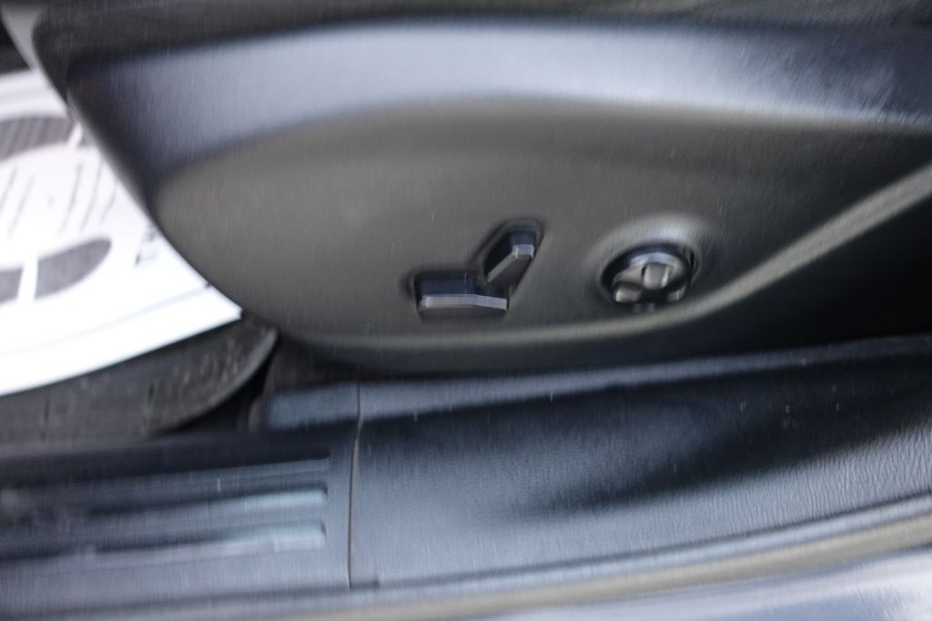 2018 Jeep Cherokee Image 34