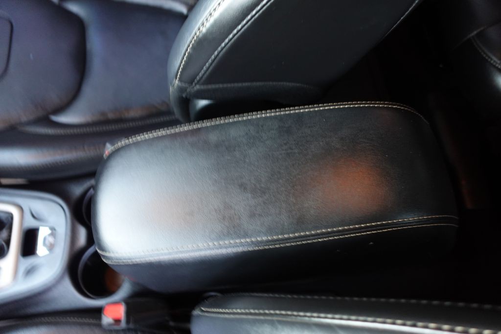 2018 Jeep Cherokee Image 35