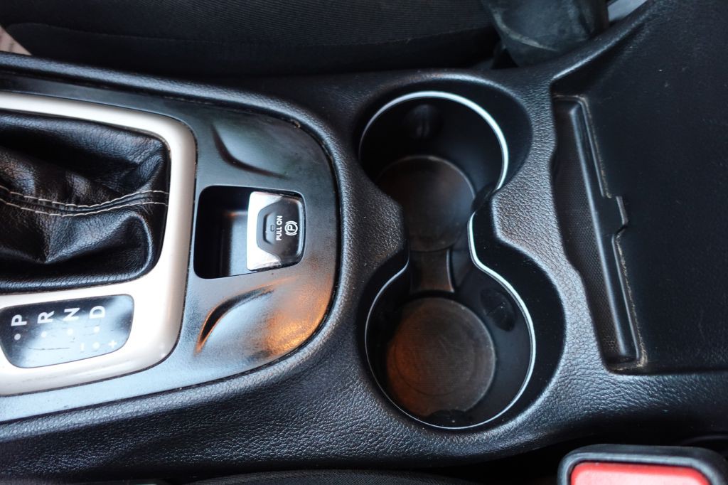 2018 Jeep Cherokee Image 36