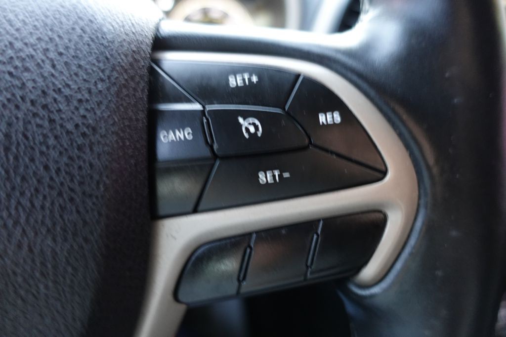 2018 Jeep Cherokee Image 52