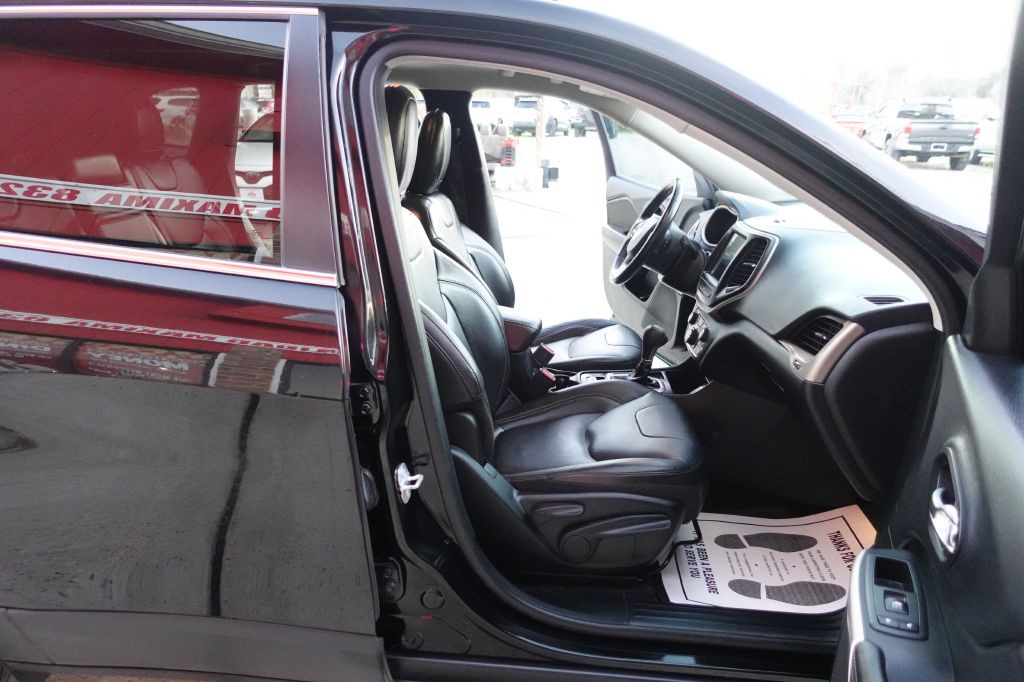 2018 Jeep Cherokee Image 58