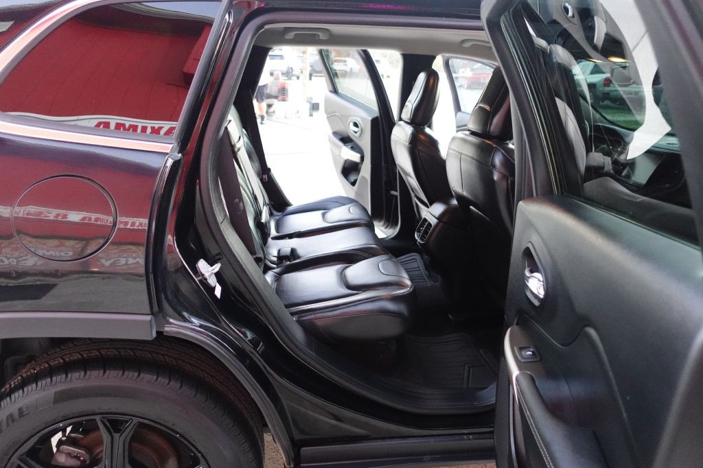 2018 Jeep Cherokee Image 60