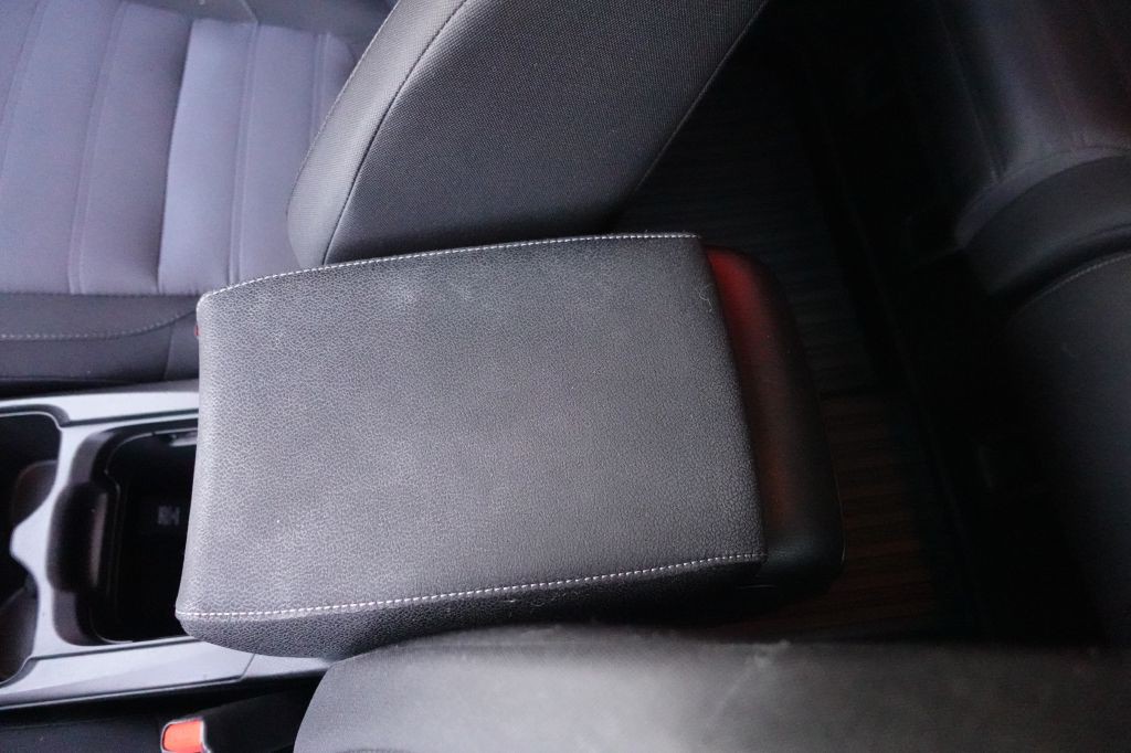 2021 Honda CR-V Image 33