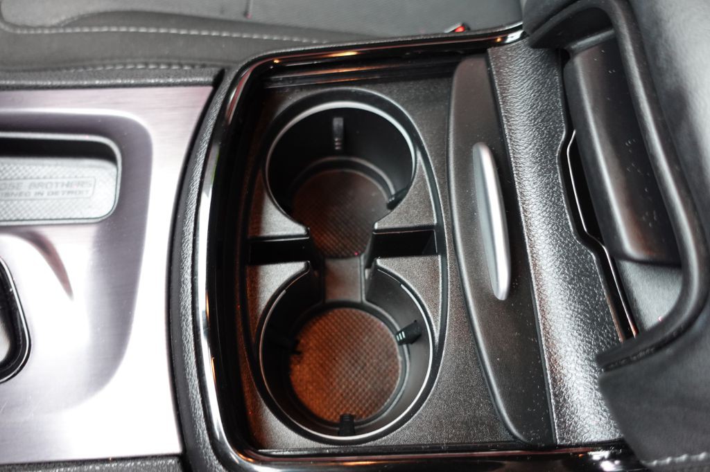 2016 Dodge Charger Image 33