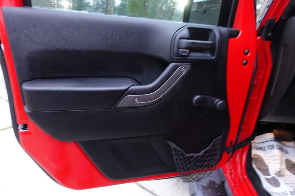 2017 Jeep Wrangler Image 29