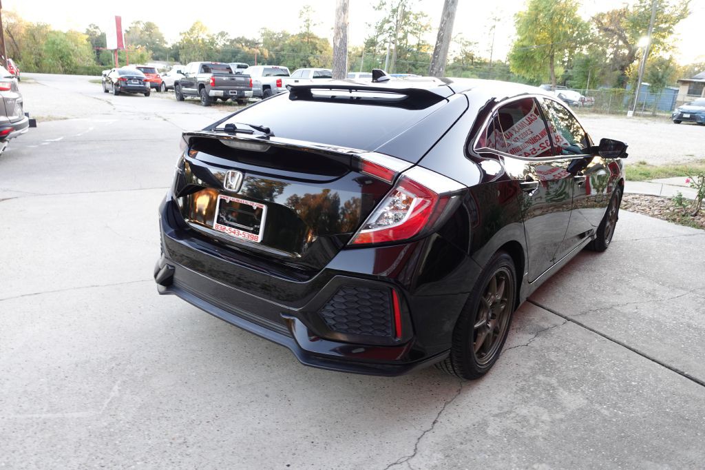 2018 Honda Civic Image 16