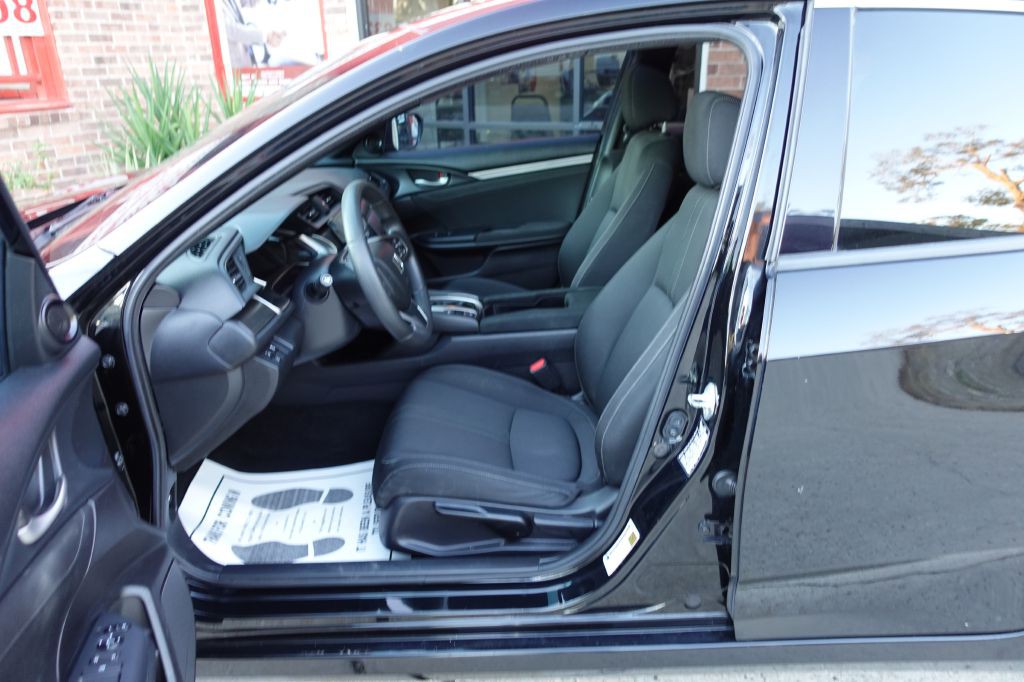 2018 Honda Civic Image 29