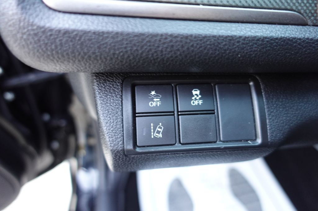 2018 Honda Civic Image 34