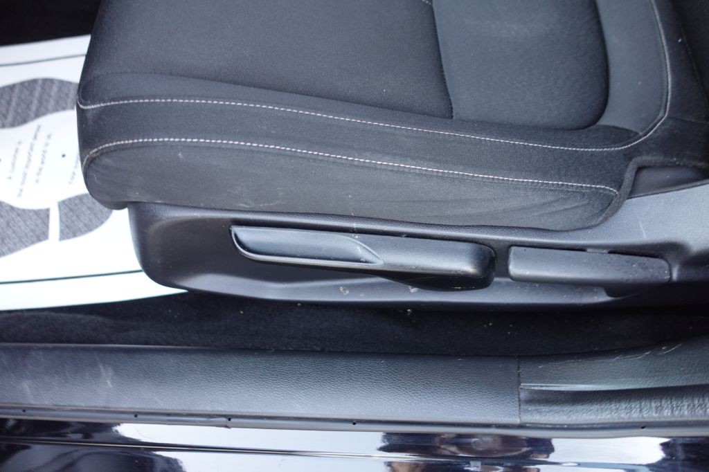 2018 Honda Civic Image 35