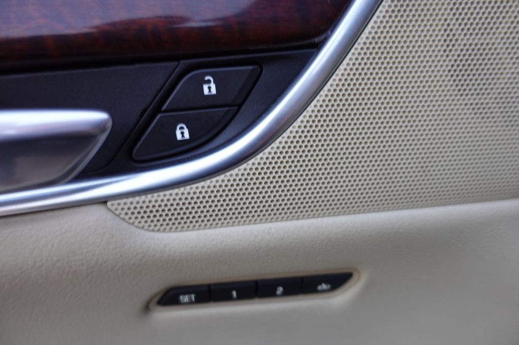 2018 Cadillac XT5 Image 31