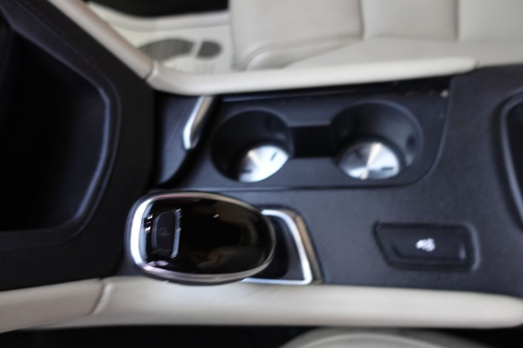 2018 Cadillac XT5 Image 40