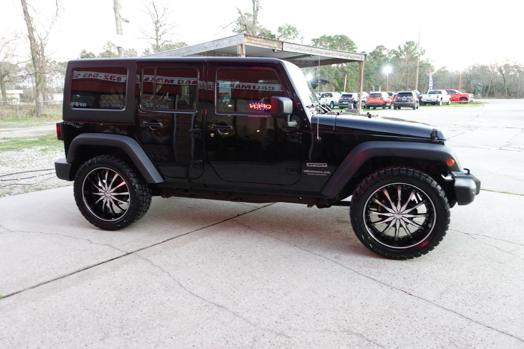 2017 Jeep Wrangler Unlimited Image 12