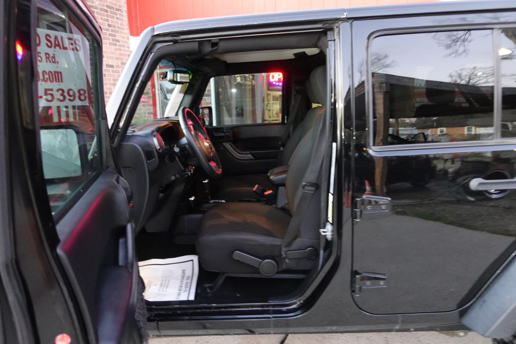 2017 Jeep Wrangler Unlimited Image 31