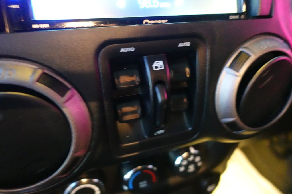 2017 Jeep Wrangler Unlimited Image 47