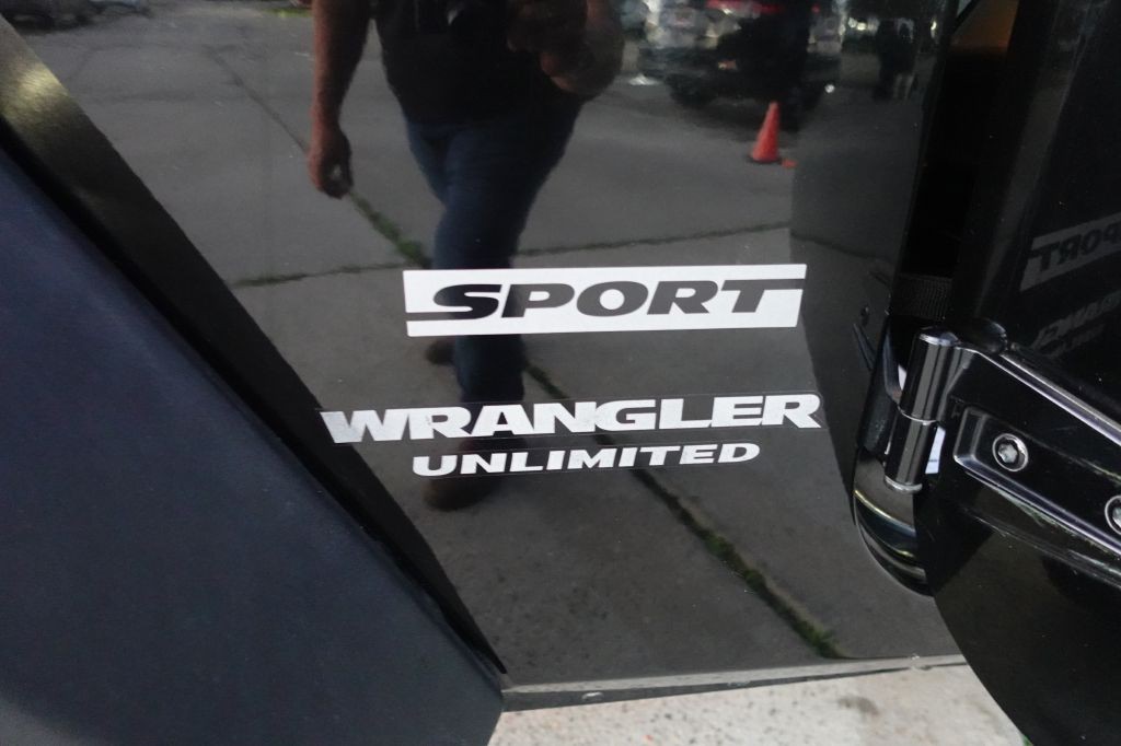 2017 Jeep Wrangler Unlimited Image 49