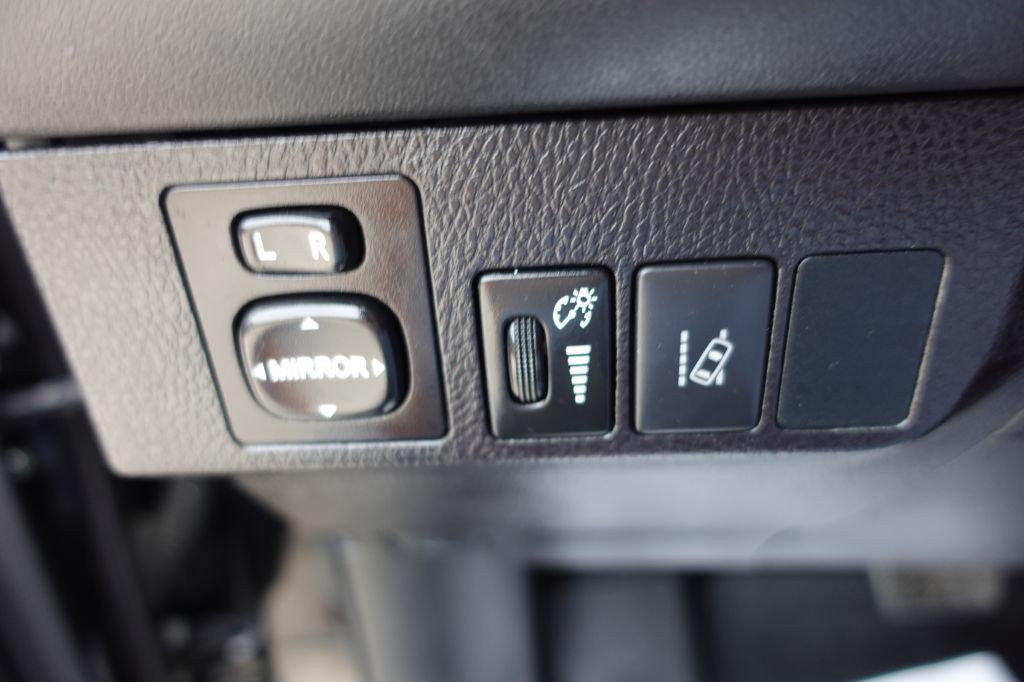 2018 Toyota Rav4 Image 35