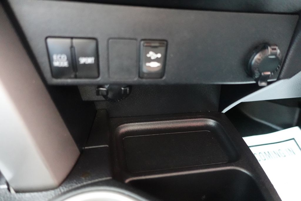 2018 Toyota Rav4 Image 36