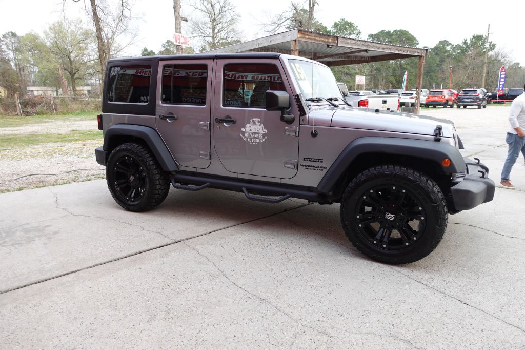 2015 Jeep Wrangler Unlimited Image 12