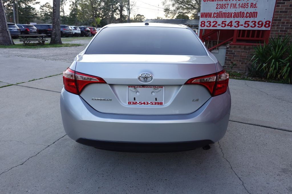 2018 Toyota Corolla Image 18