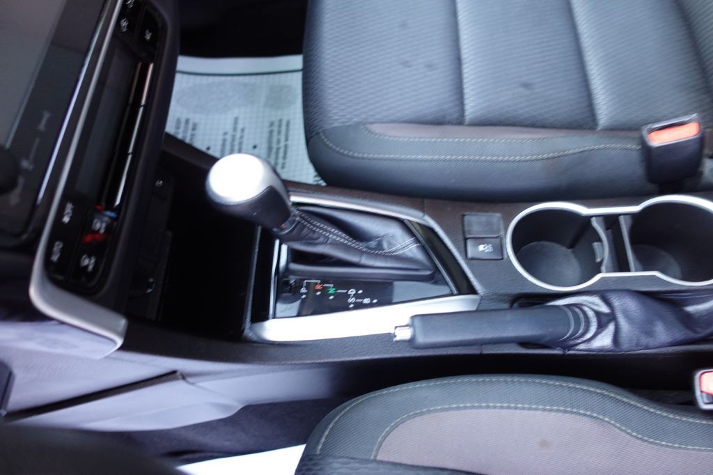 2018 Toyota Corolla Image 34