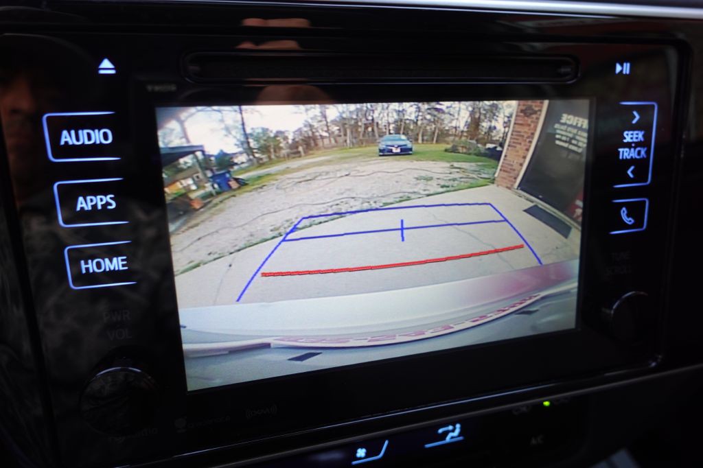 2018 Toyota Corolla Image 36