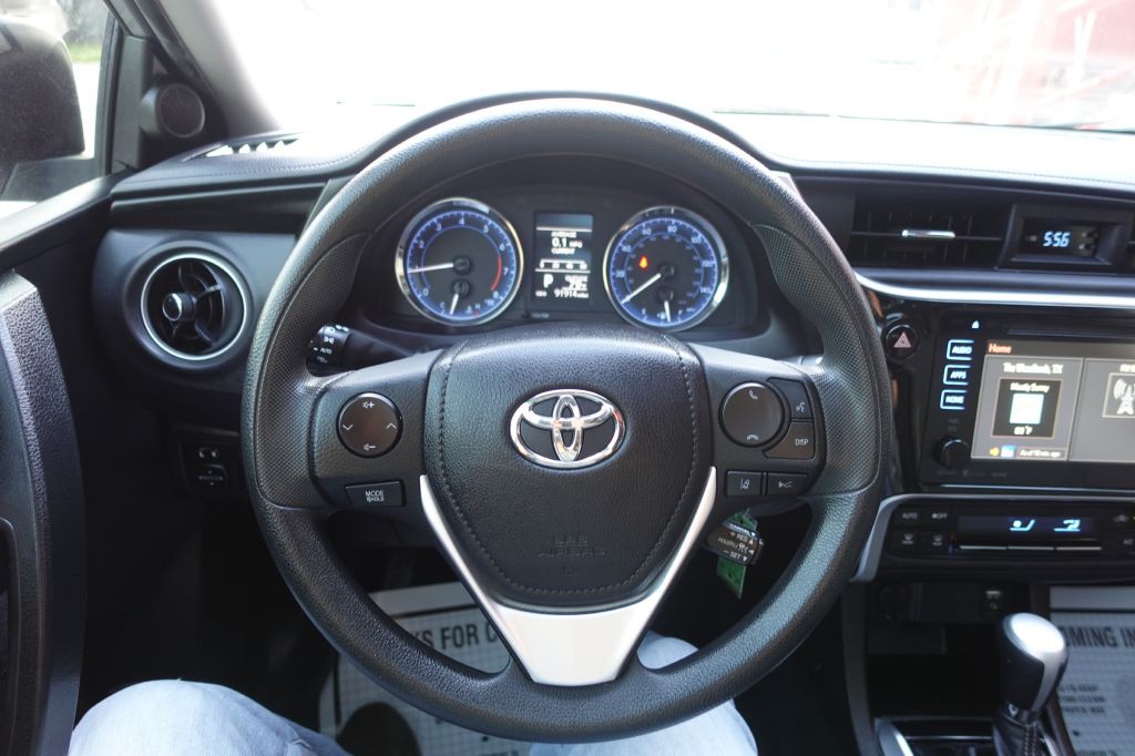 2018 Toyota Corolla Image 44