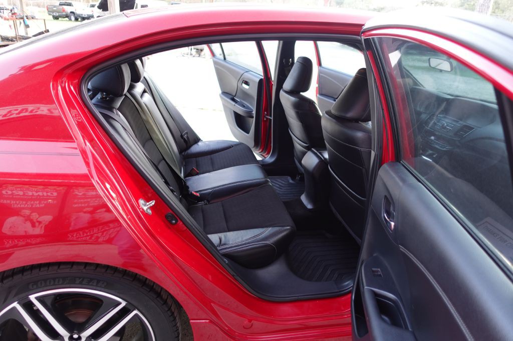 2016 Honda Accord Image 50