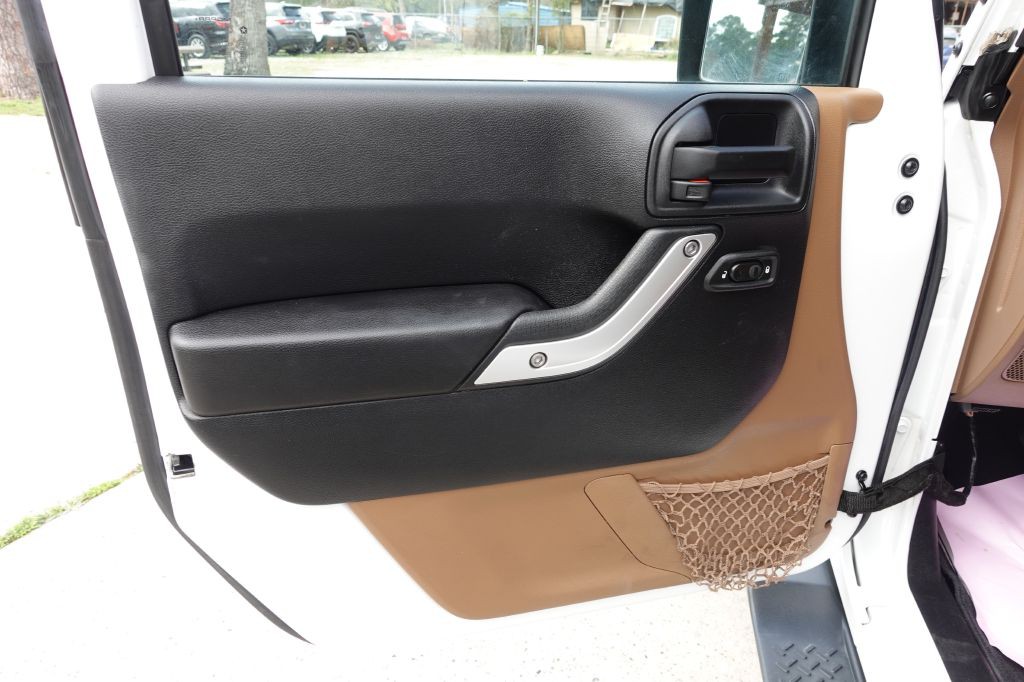 2016 Jeep Wrangler Unlimited Image 27