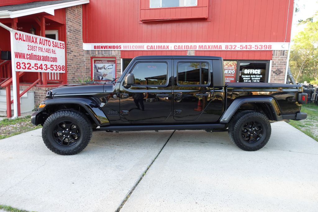 2023 Jeep Gladiator Image 2