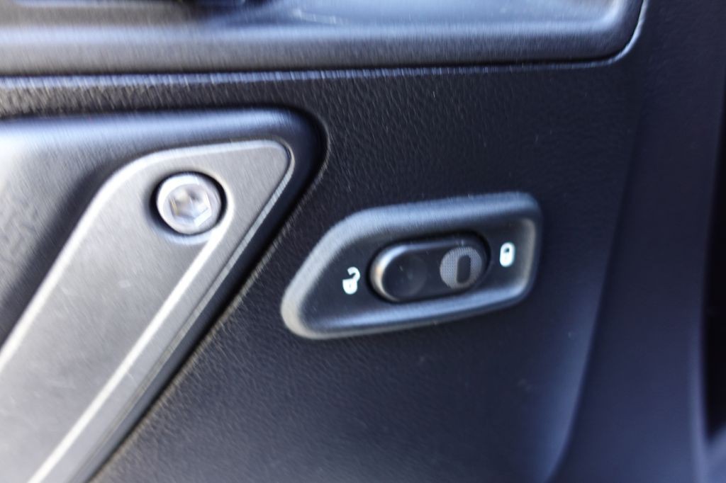 2016 Jeep Wrangler Image 26