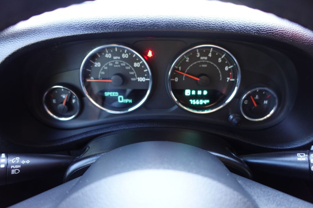 2016 Jeep Wrangler Image 37