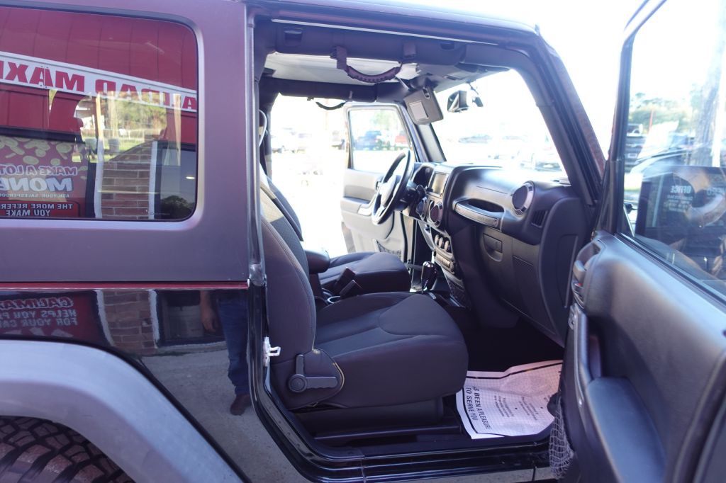 2016 Jeep Wrangler Image 44