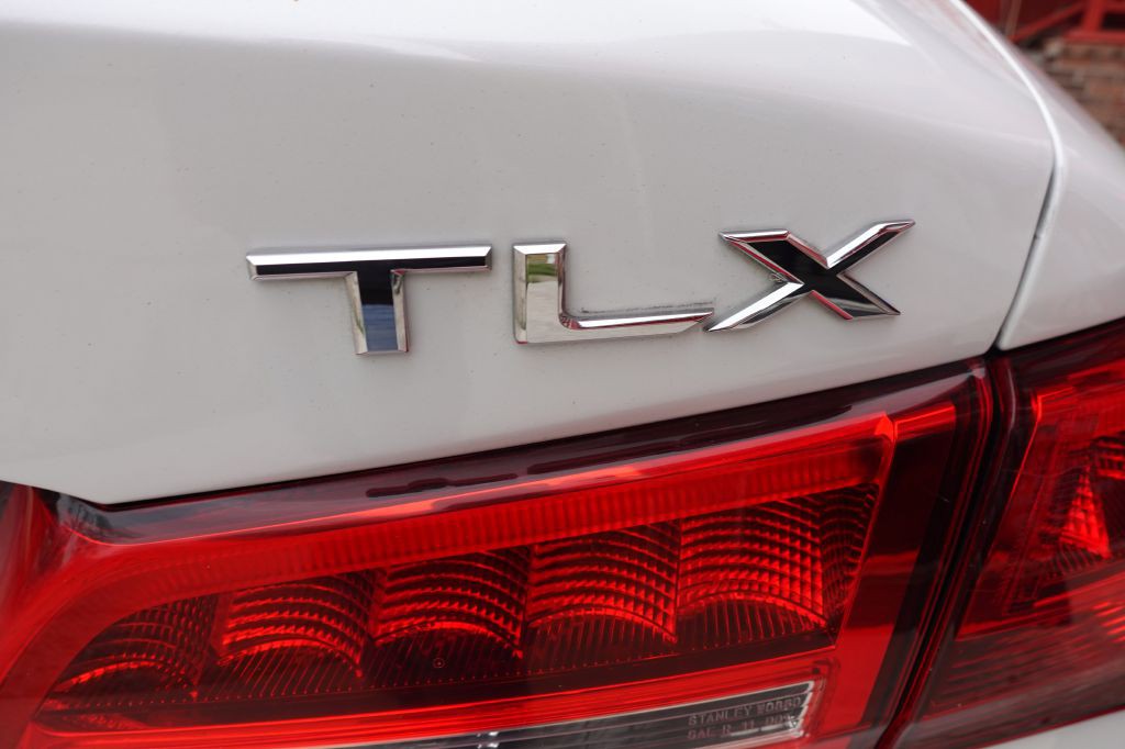 2019 Acura TL Image 16