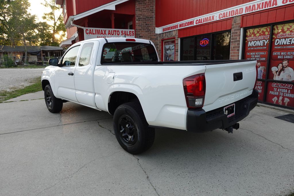 2018 Toyota Tacoma Image 20