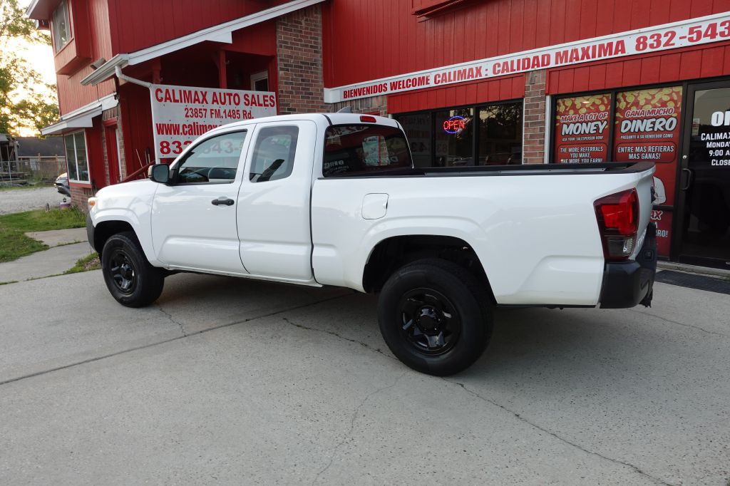 2018 Toyota Tacoma Image 21