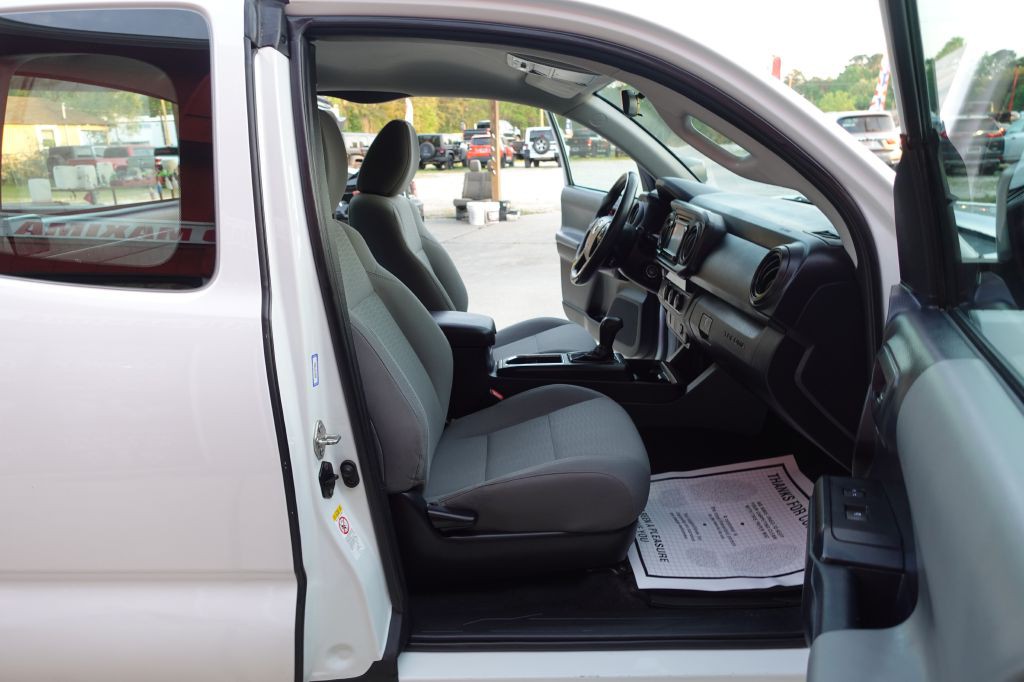 2018 Toyota Tacoma Image 47