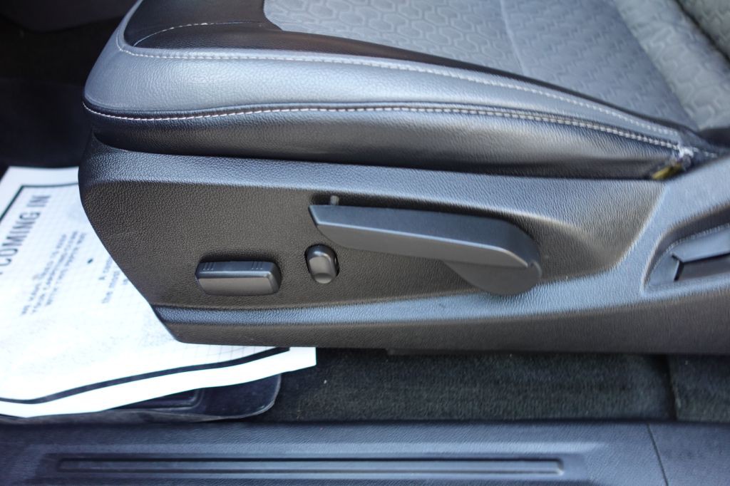 2016 Chevrolet Colorado Image 36