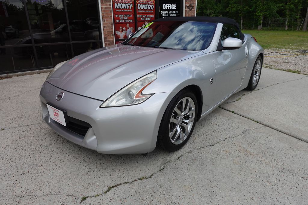 2010 Nissan 370Z Image 5