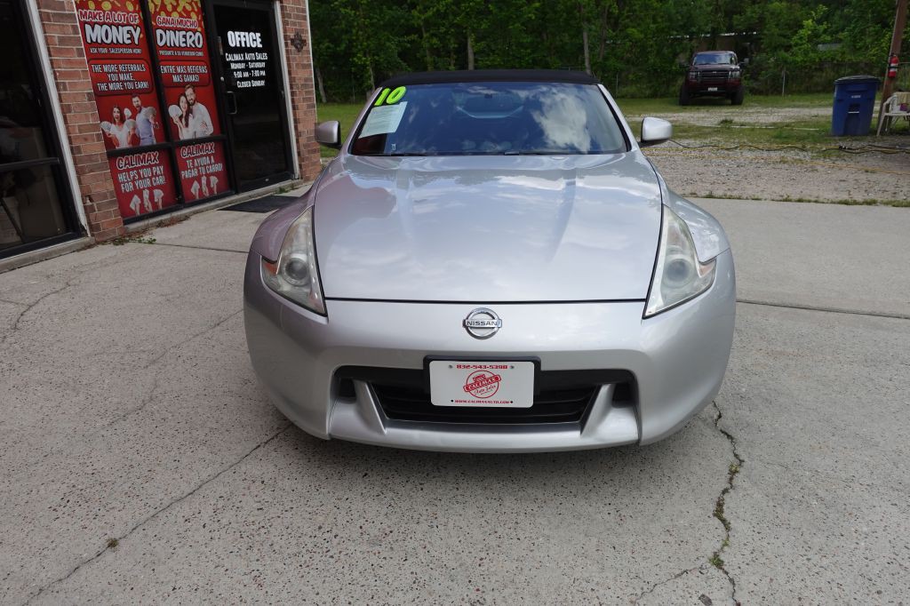 2010 Nissan 370Z Image 8
