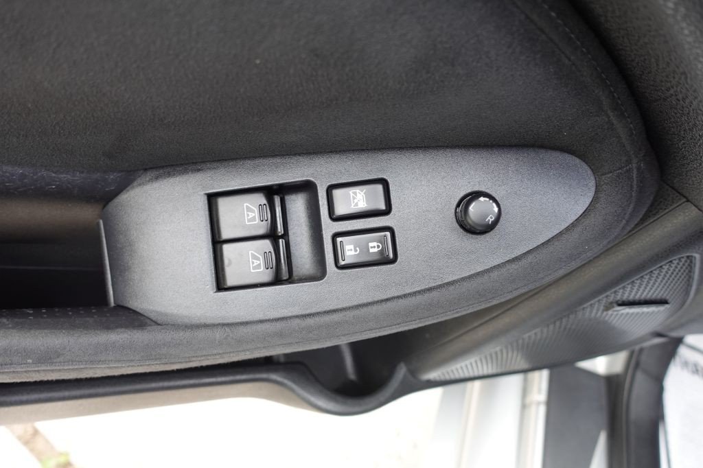 2010 Nissan 370Z Image 26