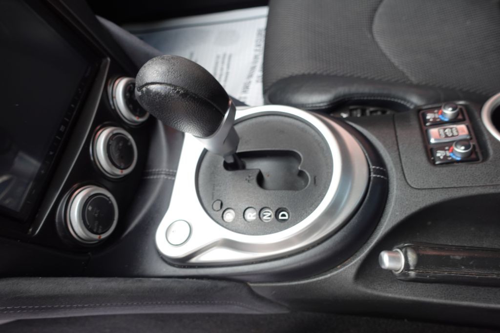 2010 Nissan 370Z Image 31