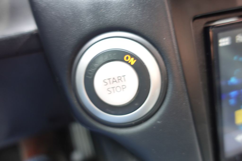 2010 Nissan 370Z Image 40