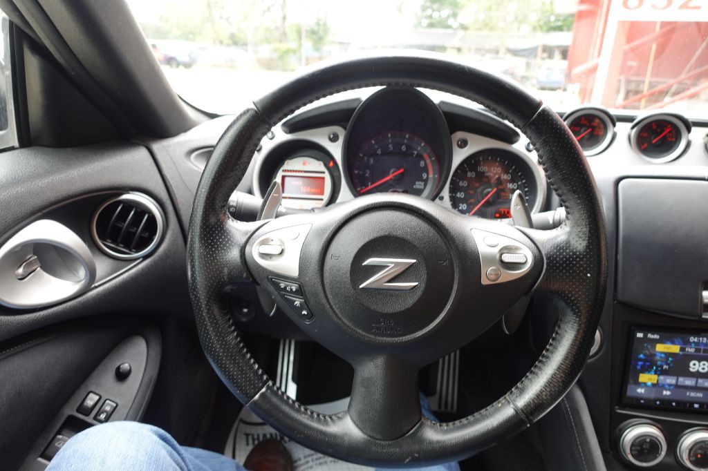 2010 Nissan 370Z Image 43