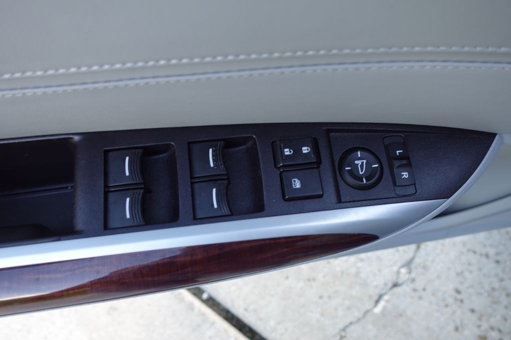 2015 Acura TL Image 28
