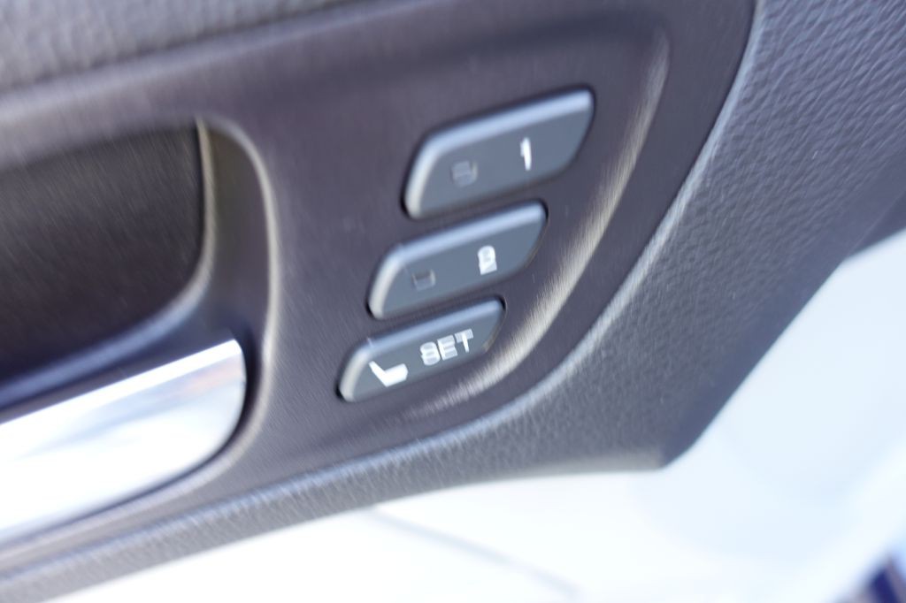 2015 Acura TL Image 29