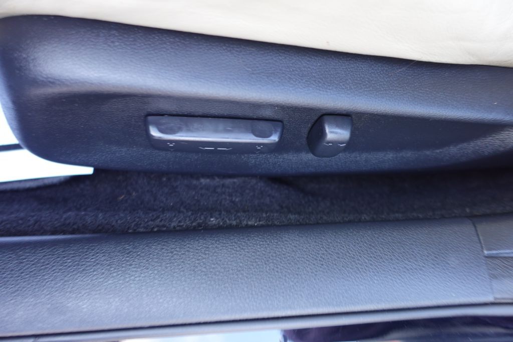 2016 Honda Civic Image 32