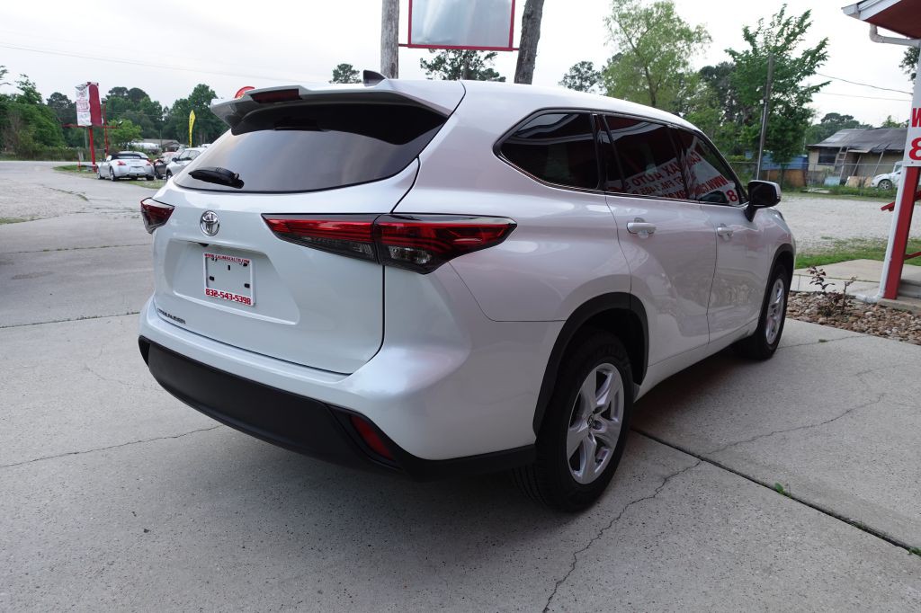 2022 Toyota Highlander Image 15