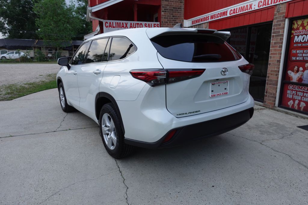 2022 Toyota Highlander Image 22